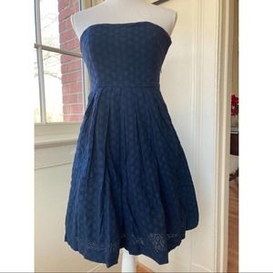 Gap Strapless Eyelet Dress Size 2 Navy
